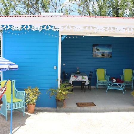 Bougainvilliers Apartment Шелшер Екстериор снимка